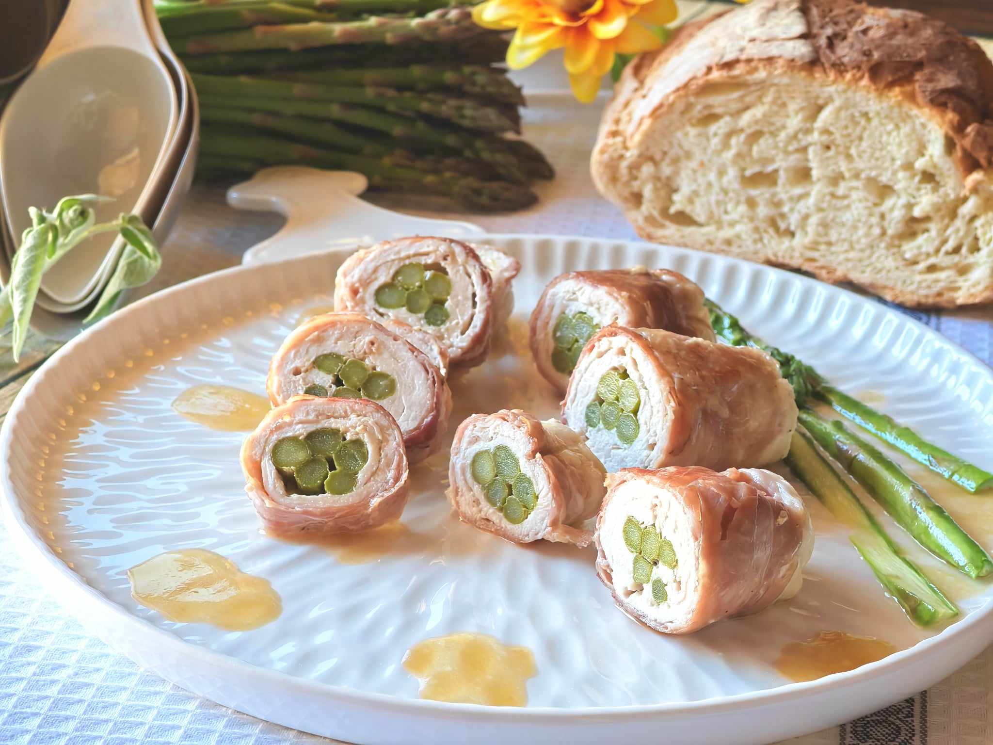 Rollitos de pavo con espárragos