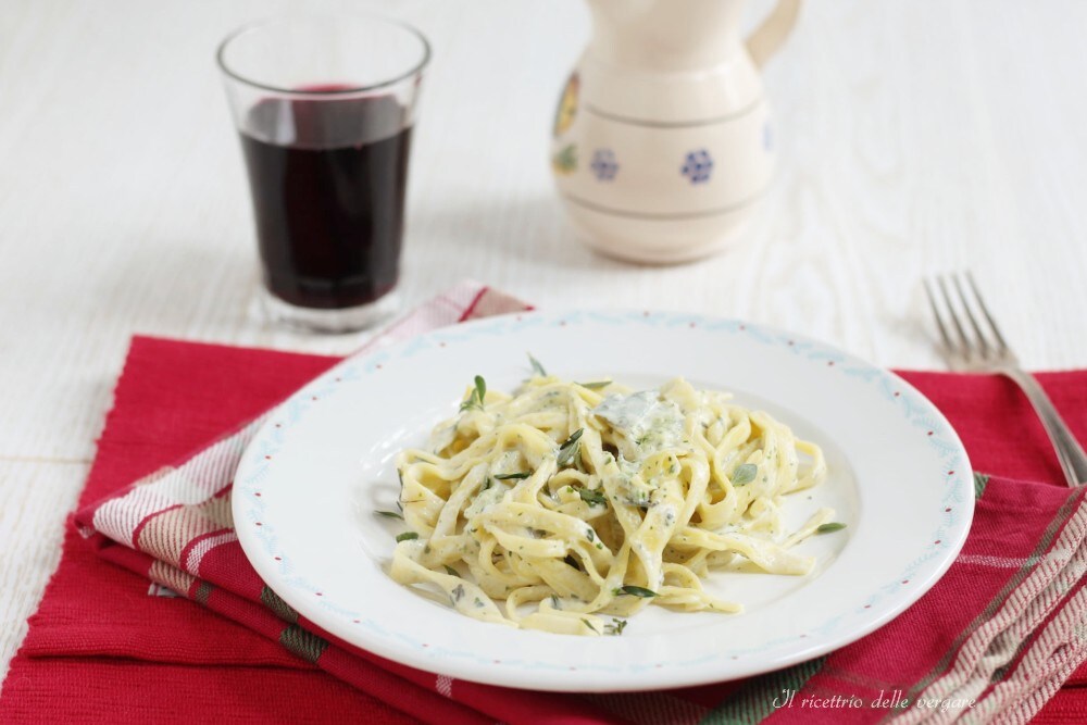 Tallarines con hierbas aromáticas