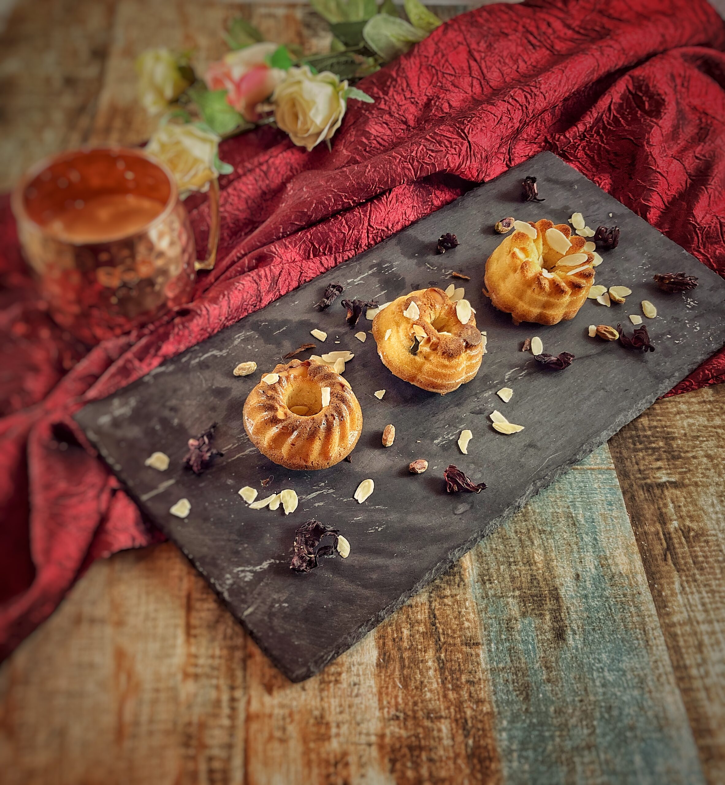 Mini bundt Mawa cake (India)