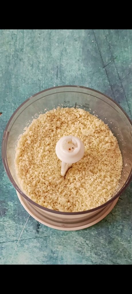 Trituramos las almendras