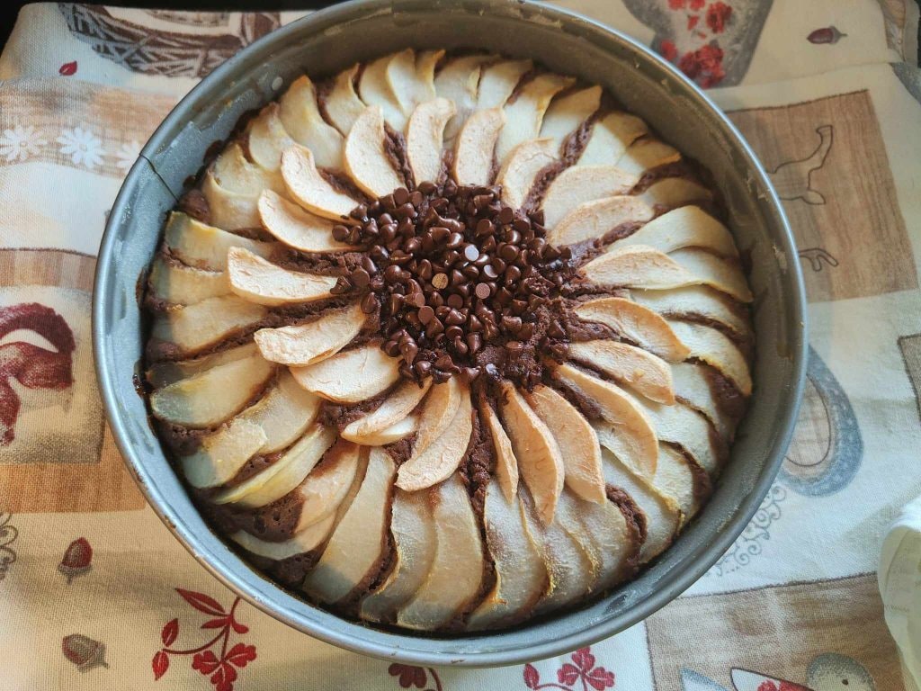 Tarta de chocolate y peras