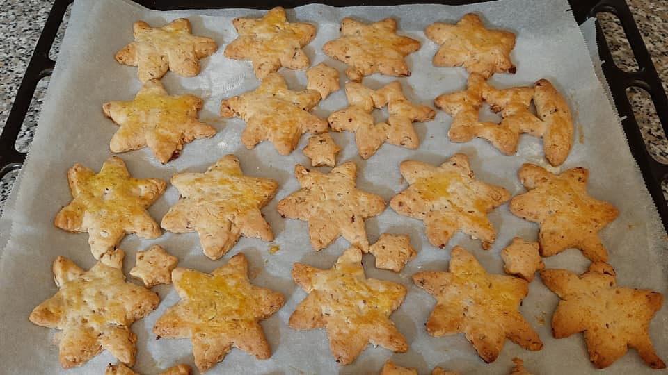 galletas estrellas de Navidad con almendras