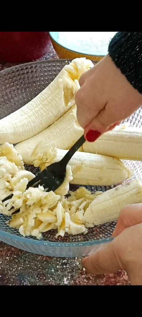 Los machacamos con un tenedor