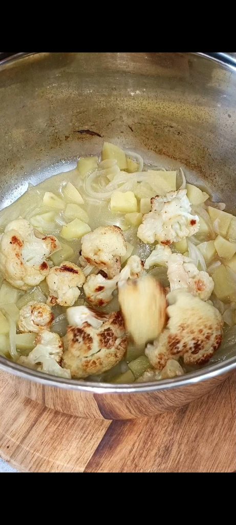 Añadimos el coliflor