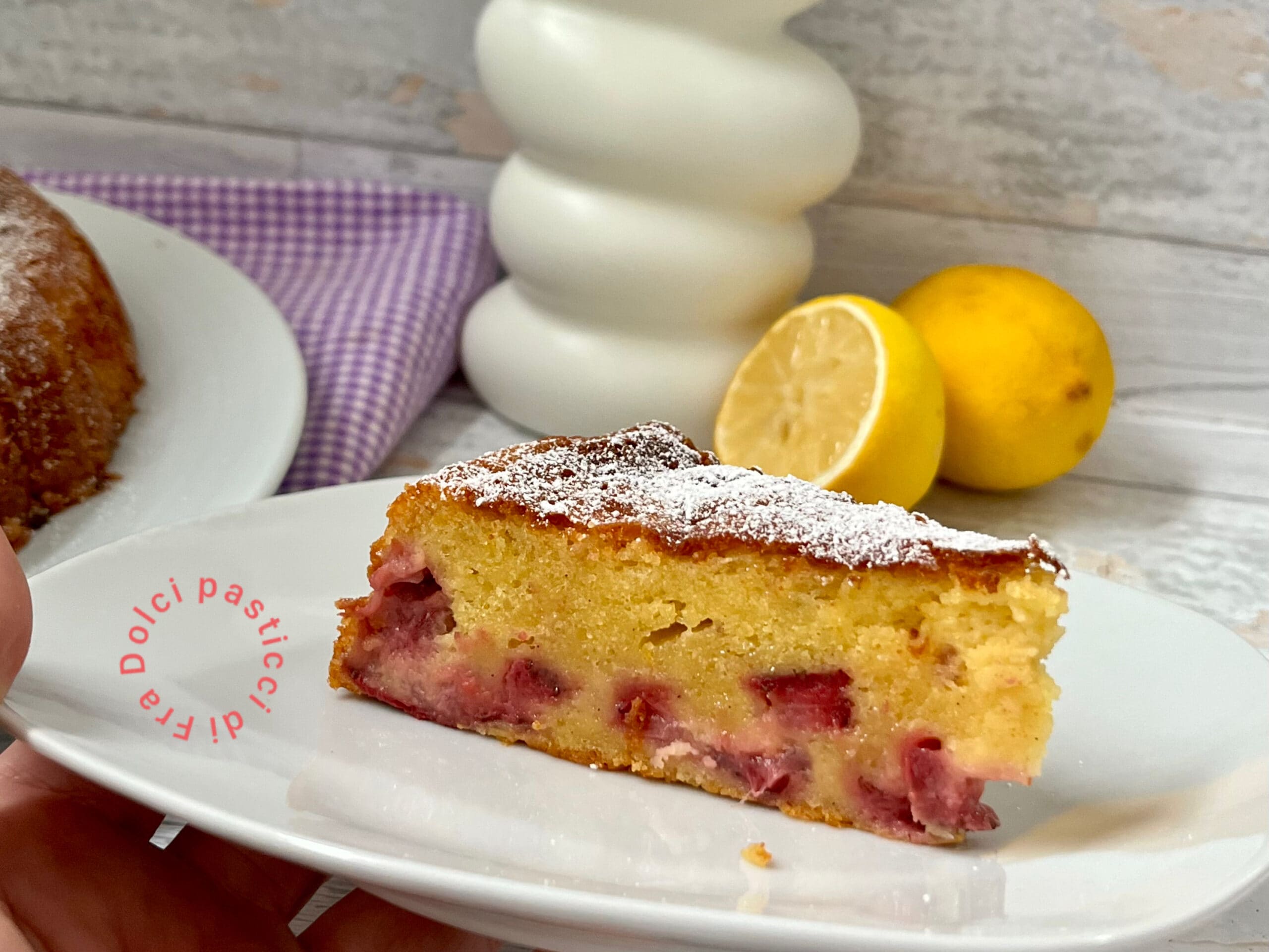 Tarta cremosa de fresas con mascarpone sin gluten
