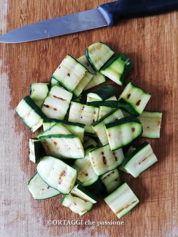calabacines asados en trozos para bowl