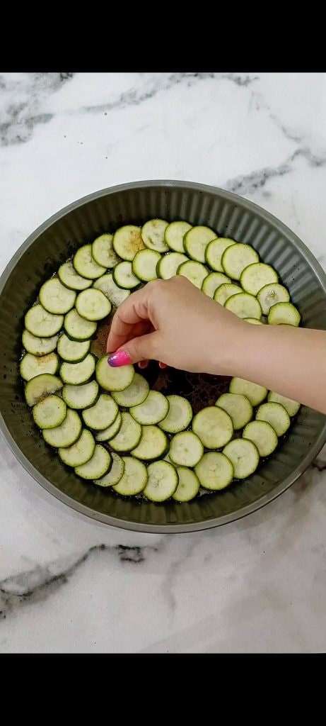 Rodajas de calabacín dispuestas en espiral