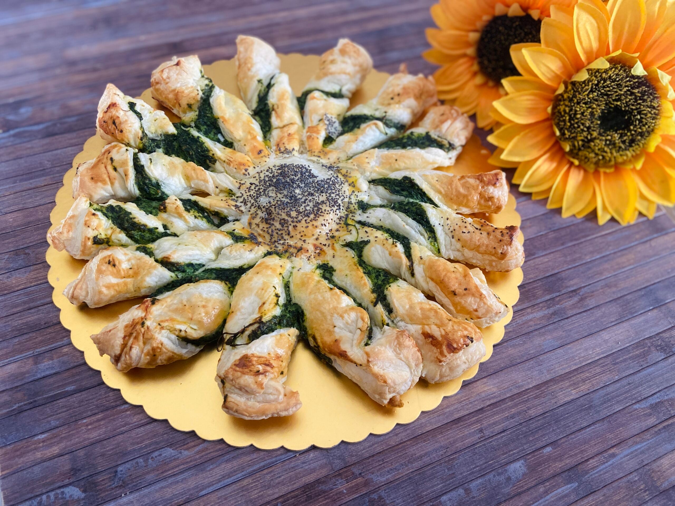 Girasol de hojaldre ricotta y espinacas