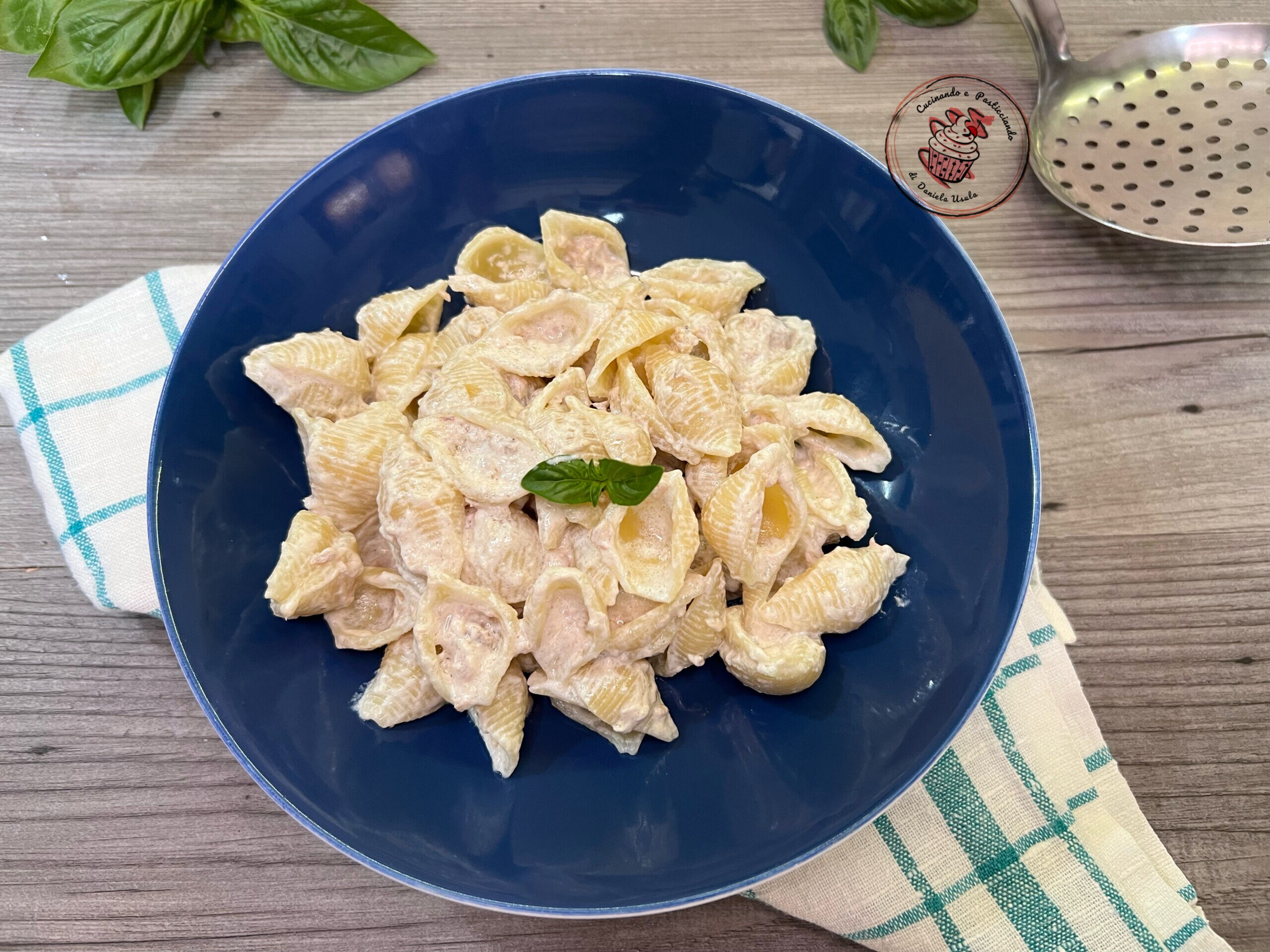 Pasta rápida con nata y atún