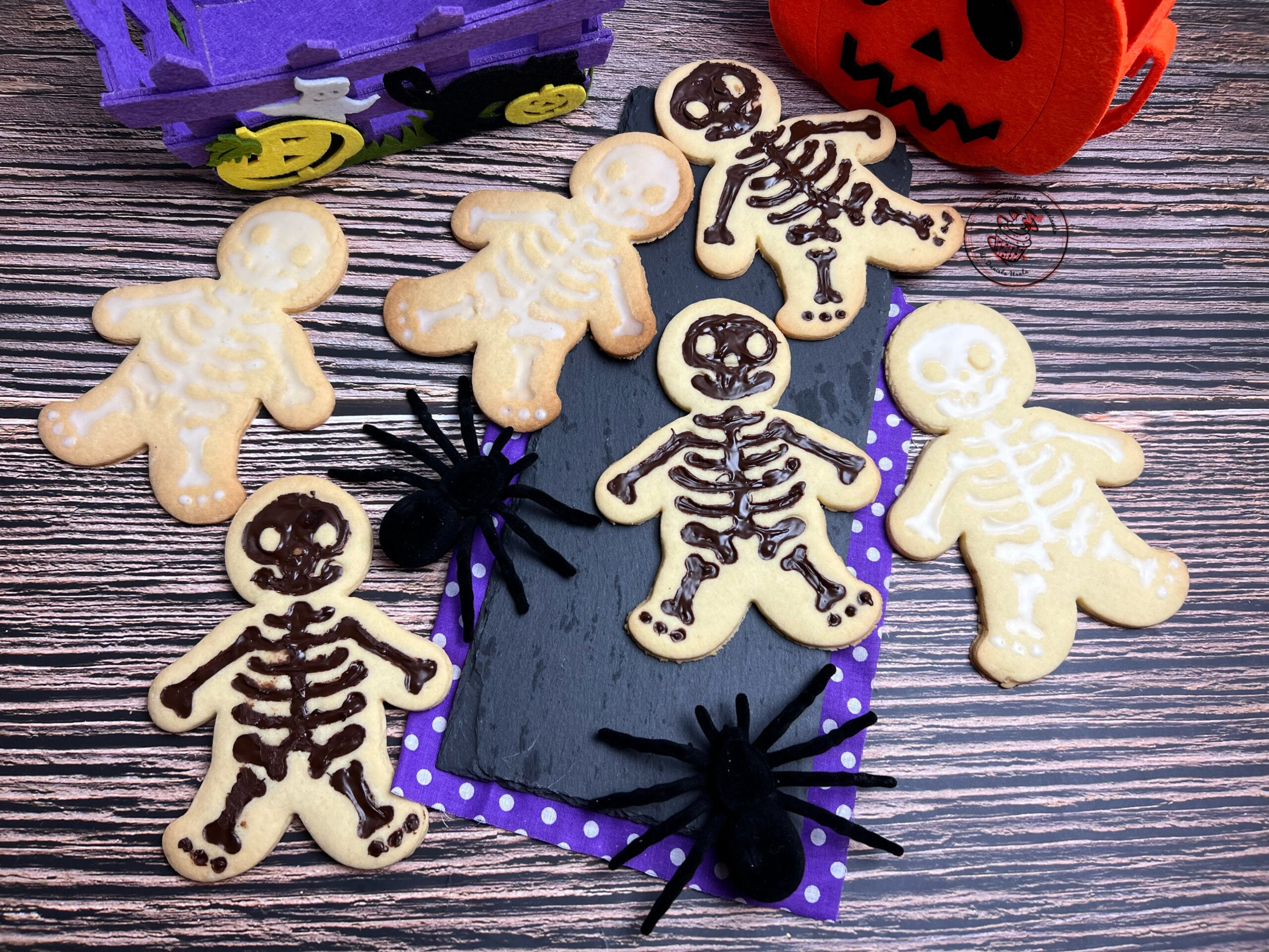 Galletas esqueleto de Halloween