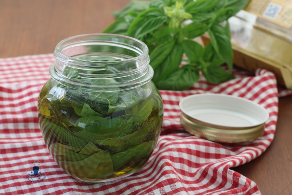 Albahaca en aceite