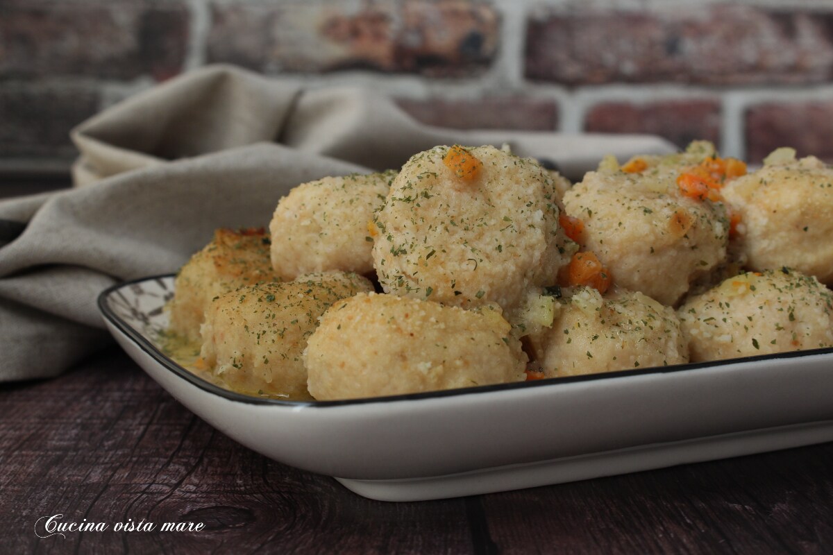 Albóndigas de coliflor y frijoles