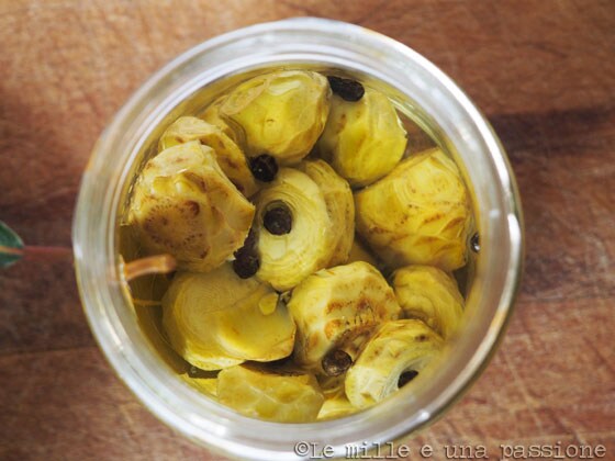 Alcachofas silvestres en aceite