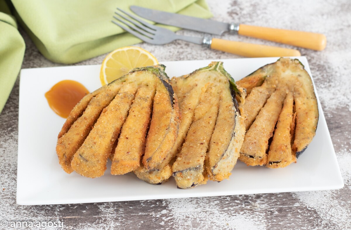 Berenjenas en Abanico fritas