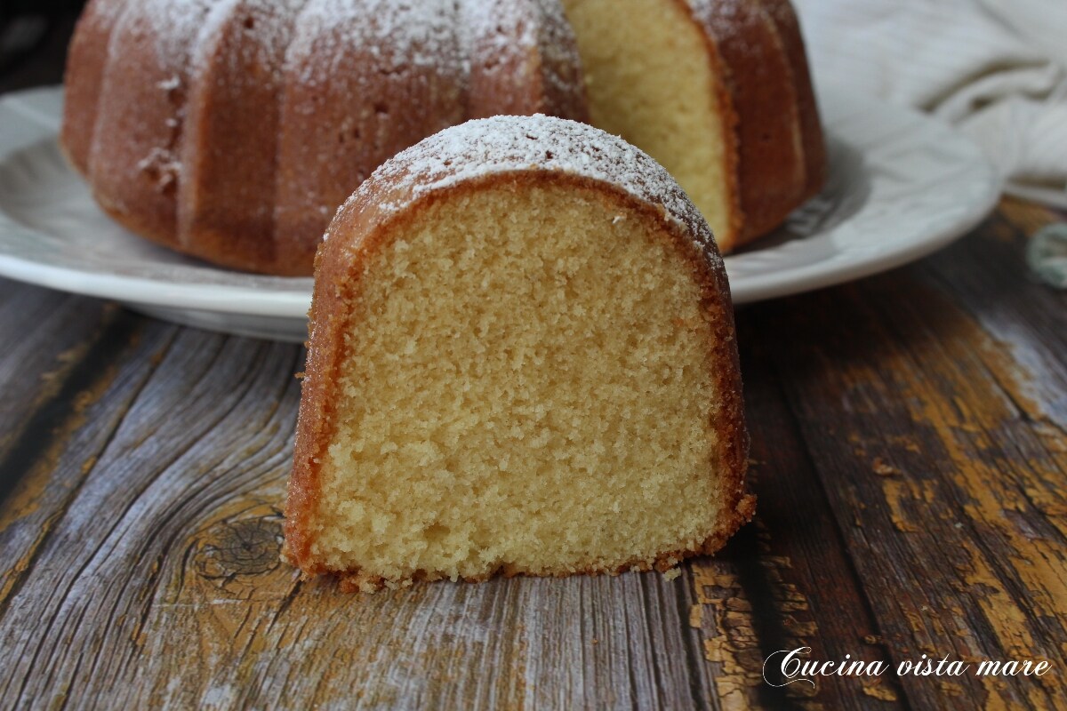 Bundt cake de vainilla