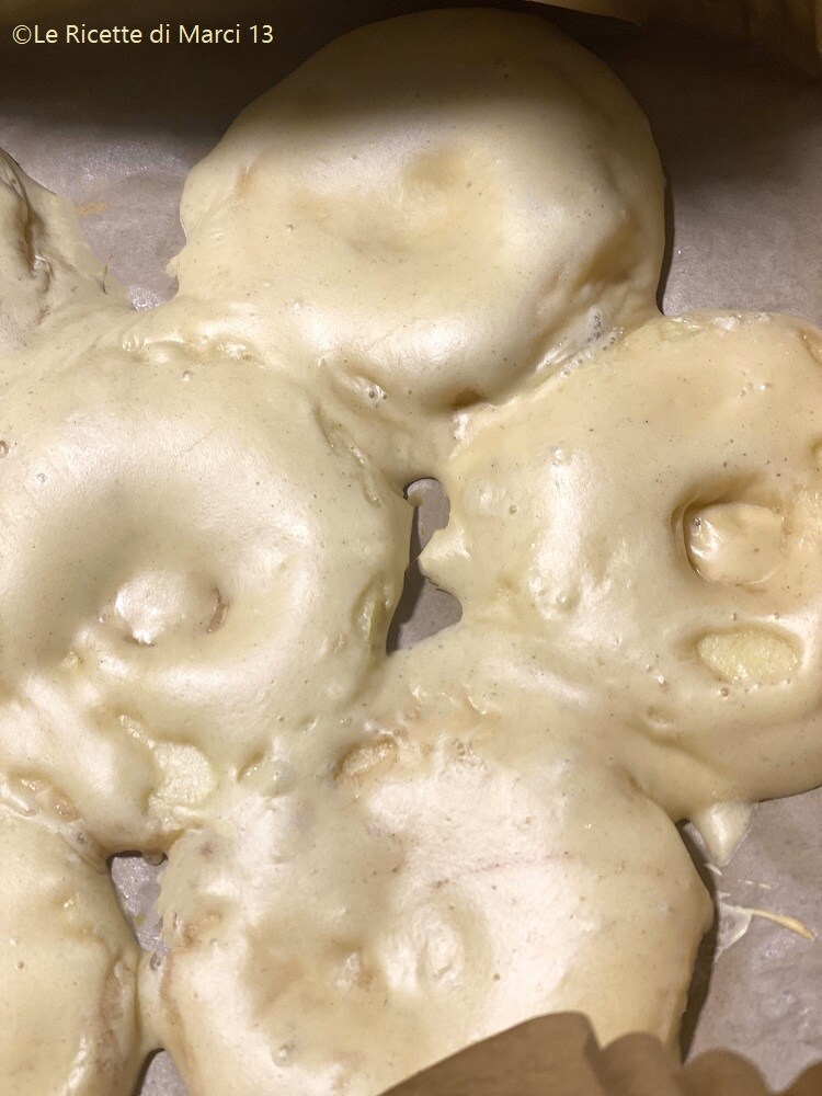 Buñuelos de manzana rápidos y ligeros en freidora de aire