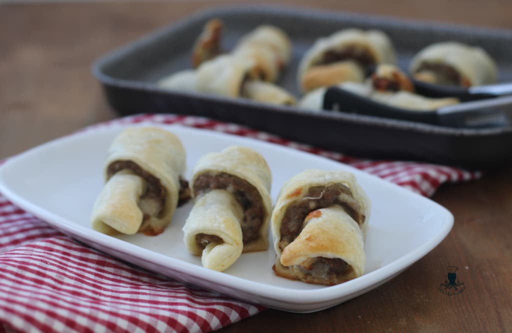 CROISSANT DE HOJALDRE CON LA CARNE