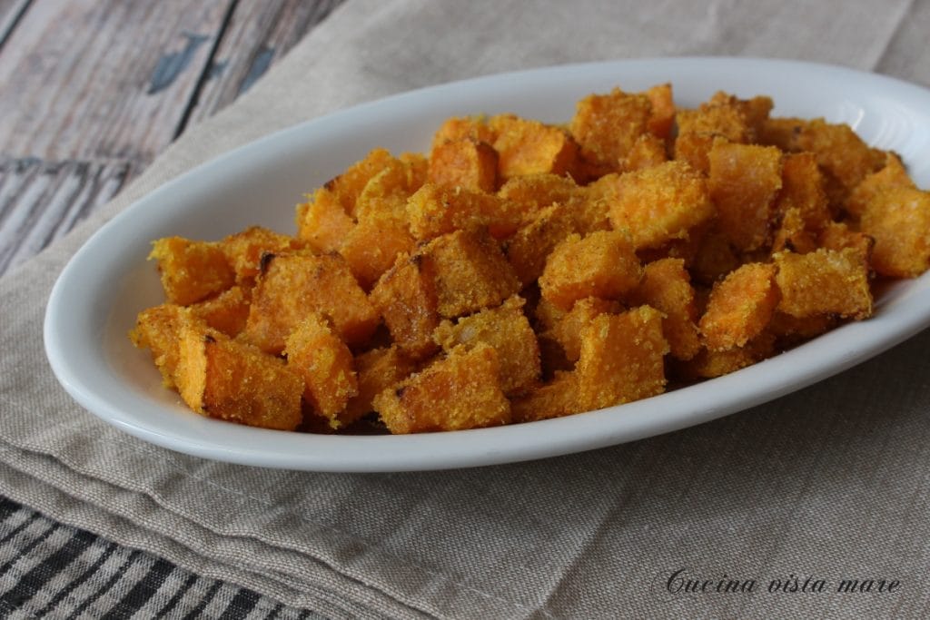 Calabaza arenosa en freidora de aire Cocina vista mare