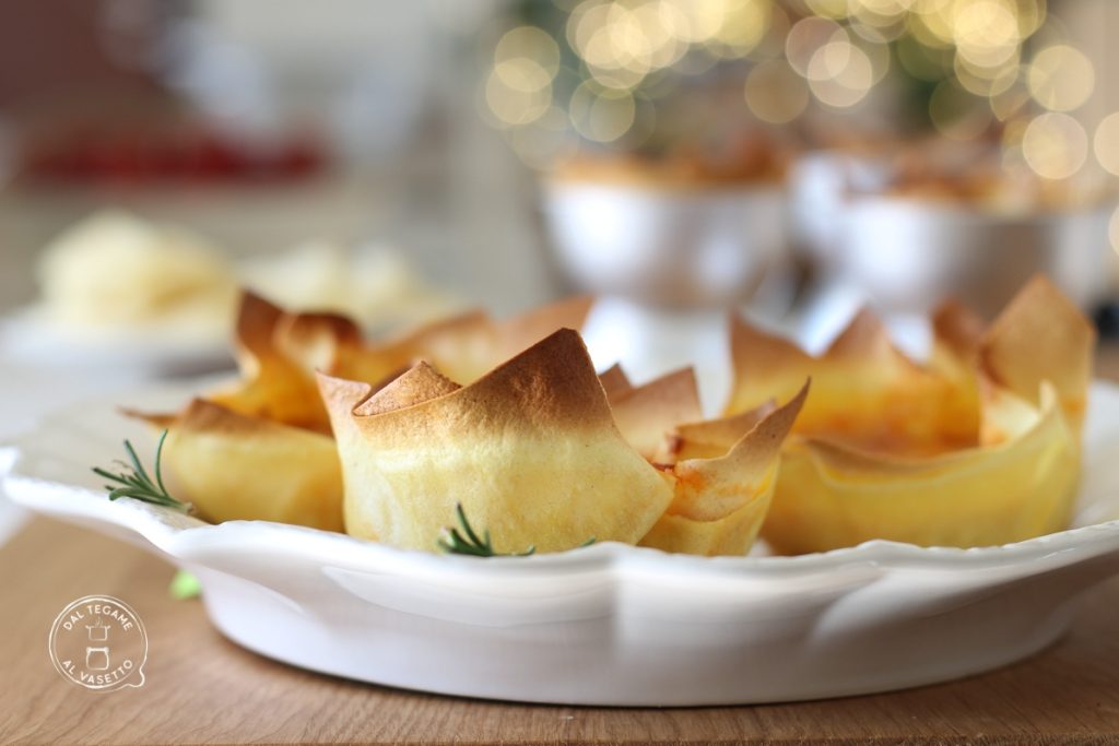 lasañas en forma de cesta con ragú y queso receta rápida - cupcakes de lasaña rápidos