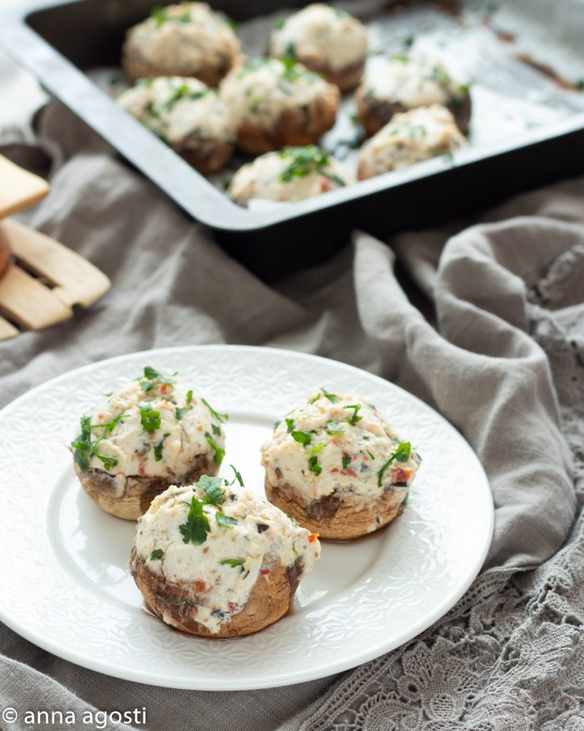 Champiñones Rellenos de Ricotta y Tomates Secos