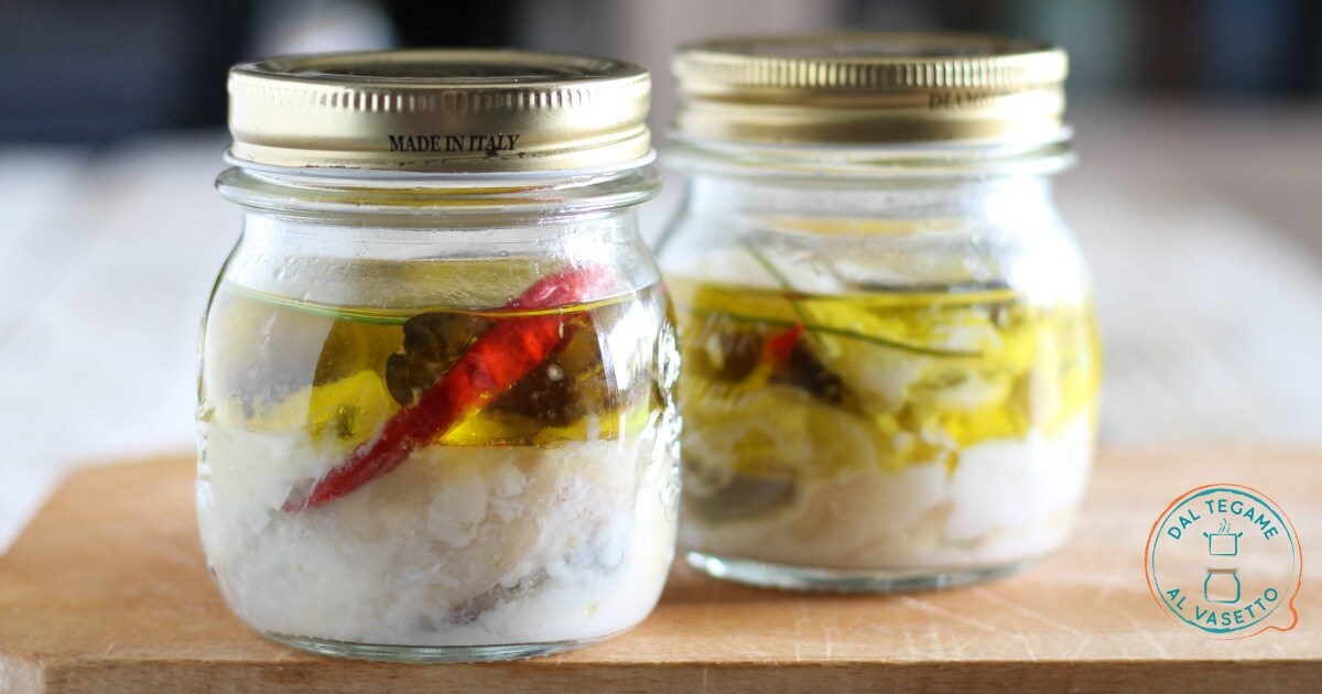 Bacalao en cocción en aceite con instant pot