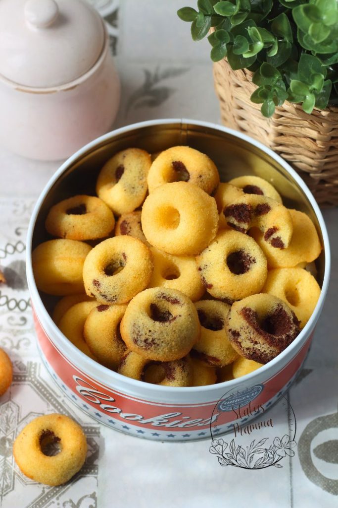 Cómo Reciclar las Naranjas: Rosquillas Suaves de Naranja en Versión Clásica y Bicolor