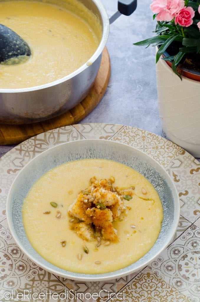 Crema de garbanzos con trozos de bacalao