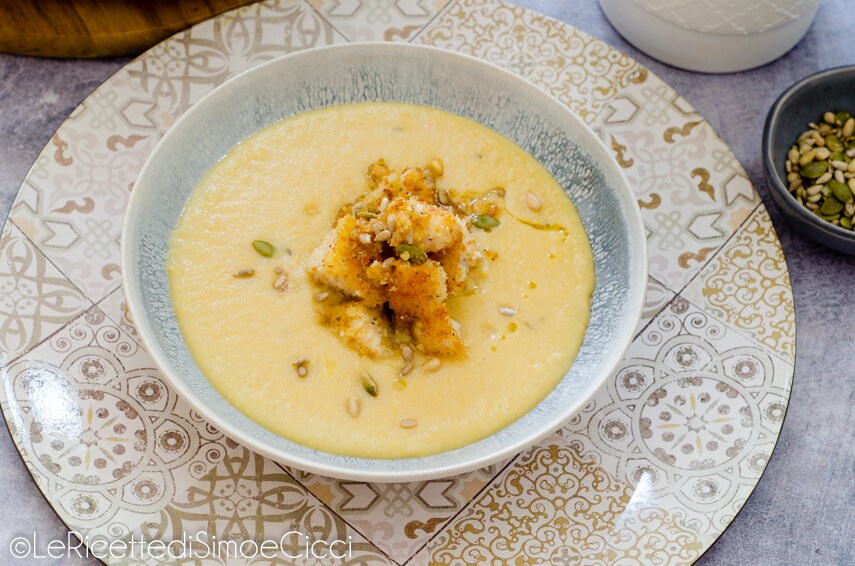 Crema de garbanzos con trozos de bacalao