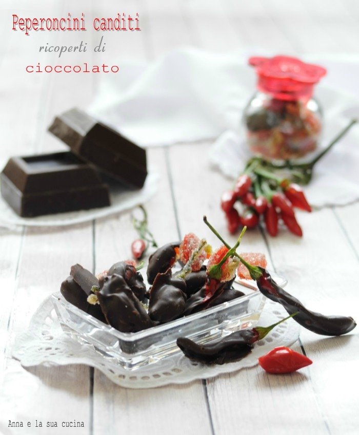 Pimientos confitados cubiertos de chocolate
