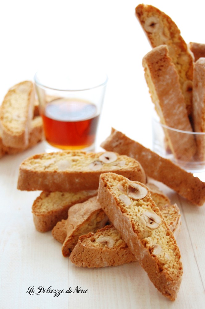 cantucci con avellanas