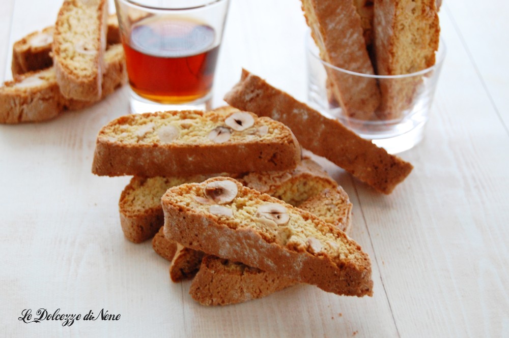 CANTUCCI CON AVELLANAS