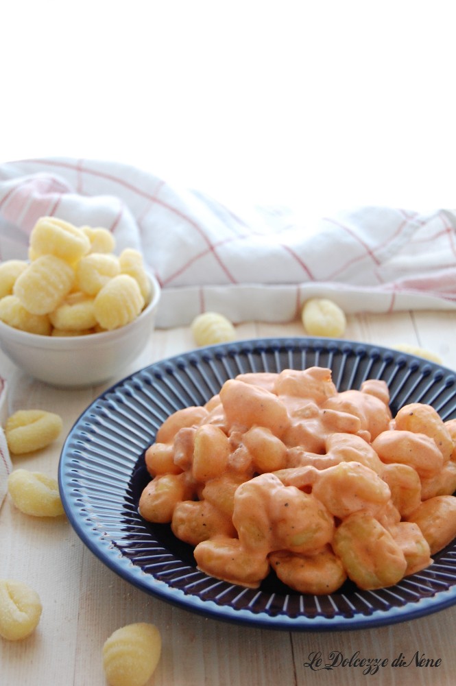 ñoquis cremosos con bacon ahumado