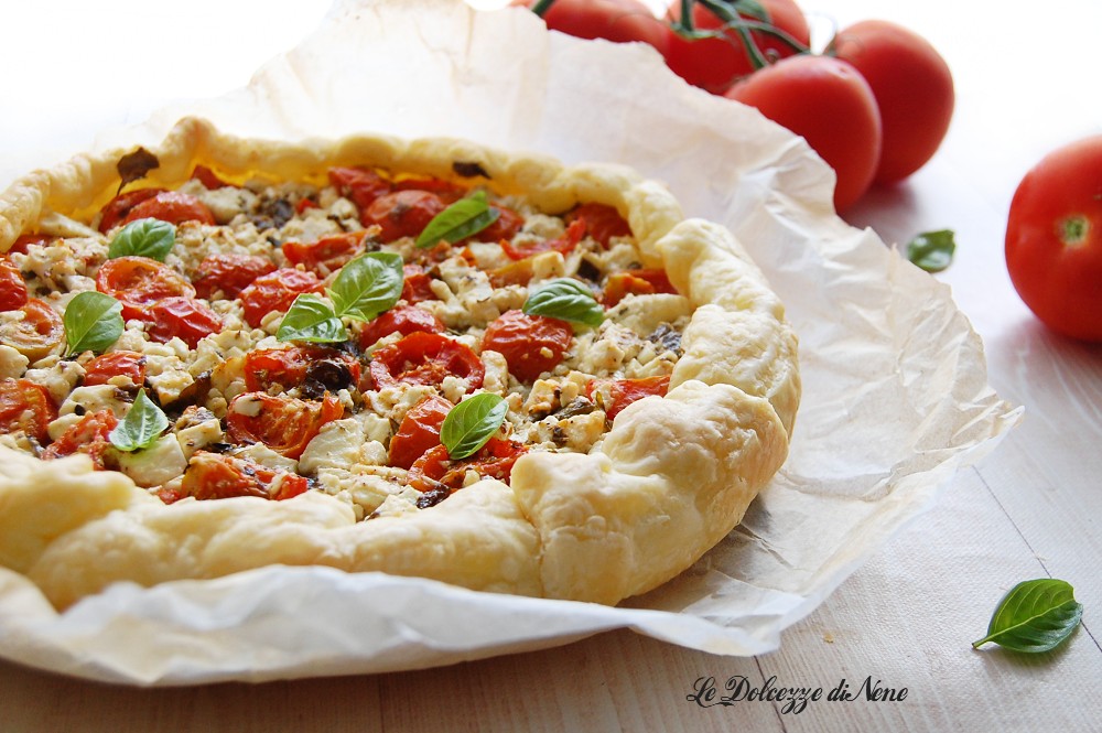 TARTA SALADA FETA Y TOMATITOS