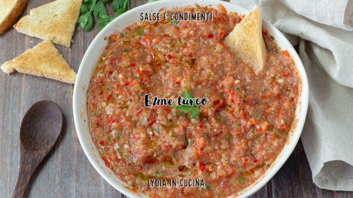 Ezme turco, receta de la salsa de pimientos y tomates