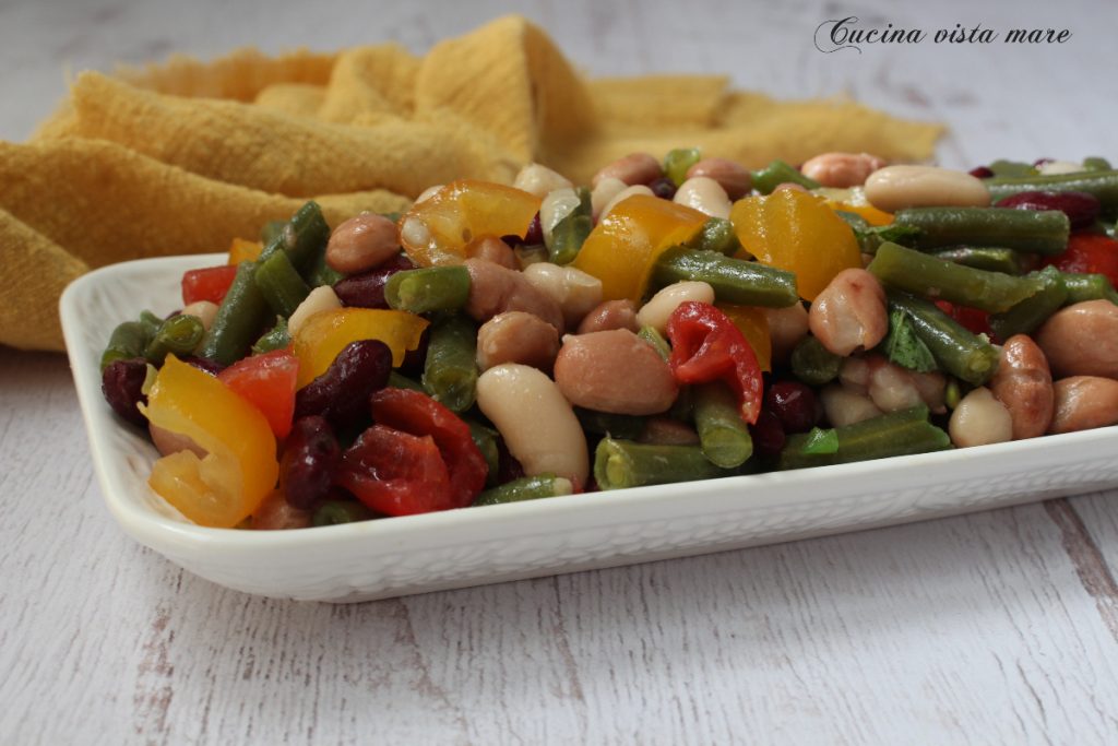 Ensalada de legumbres y judías verdes Cocina vista al mar