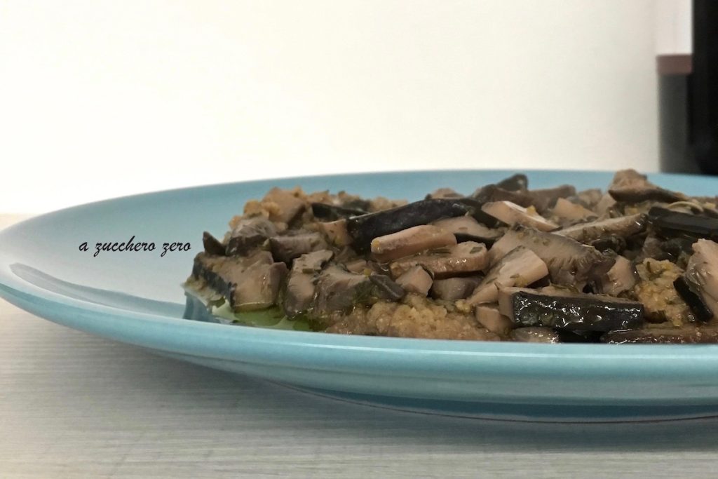 Escalopines con champiñones sin mantequilla y con sémola integral