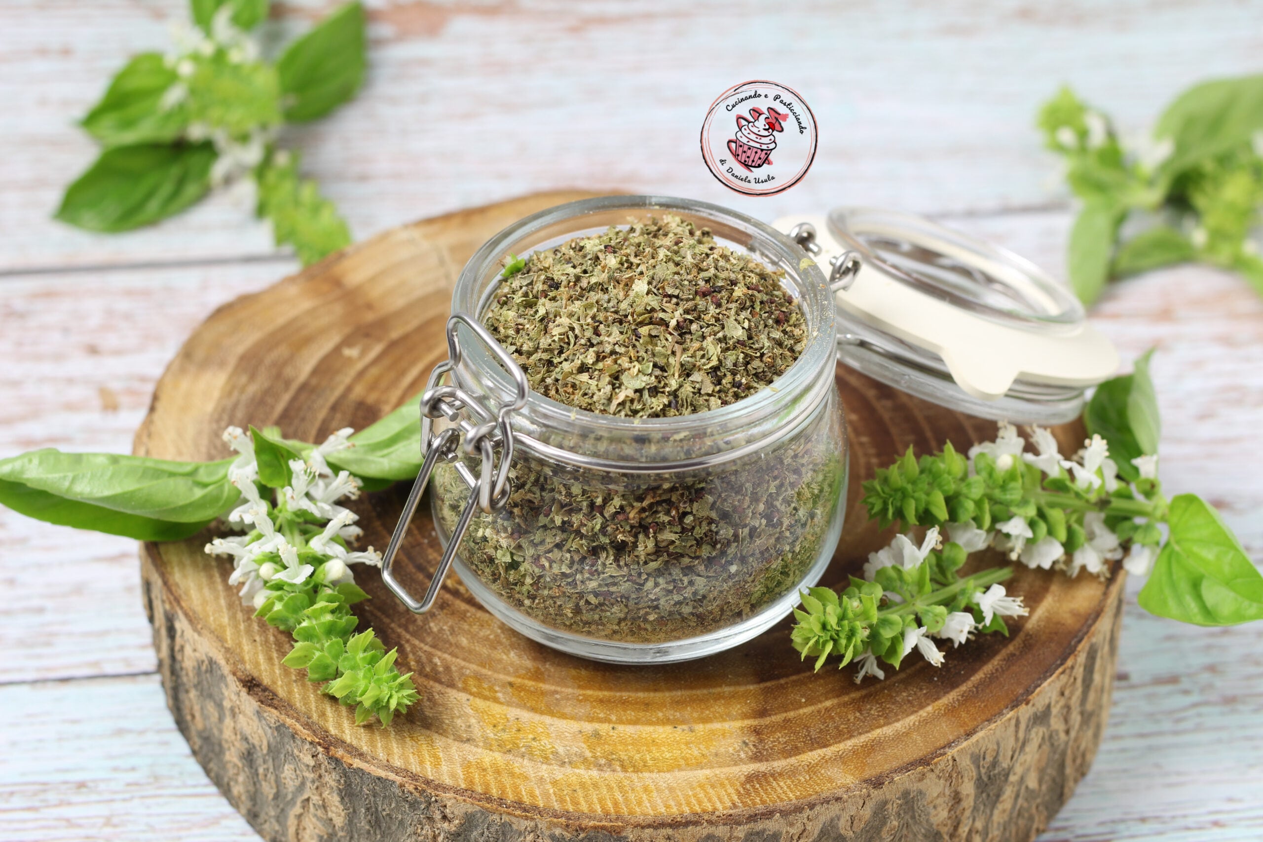 Cómo conservar la albahaca, el método que no conocías