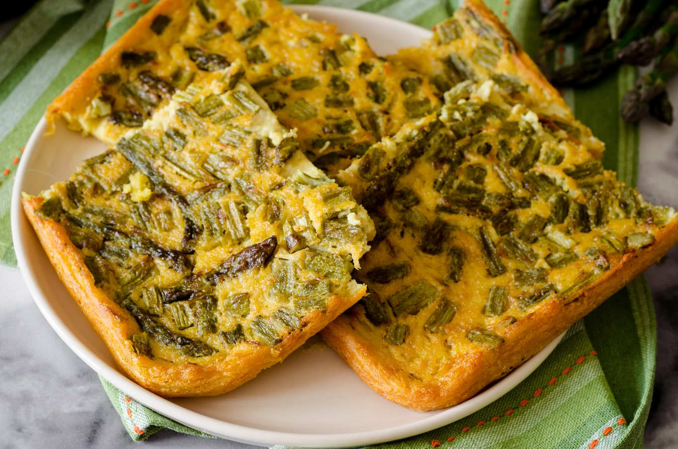Farinata con espárragos, receta fácil, sin gluten, vegetariana y sabrosa