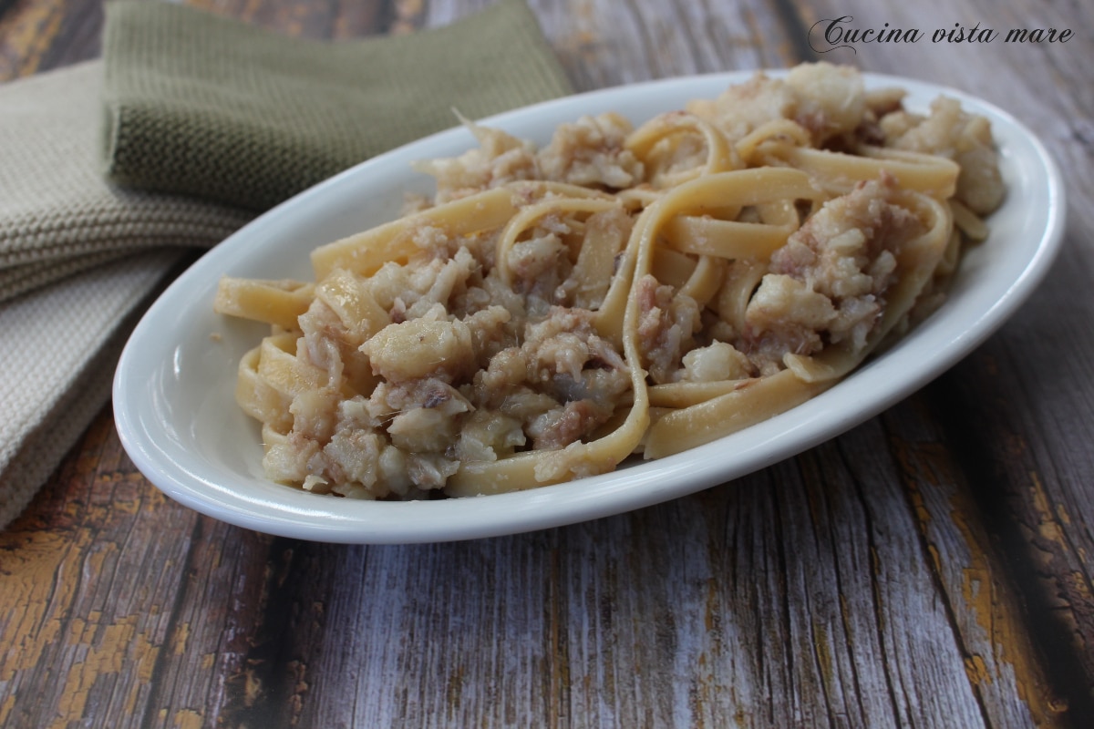 Fettuccine coliflor y anchoas