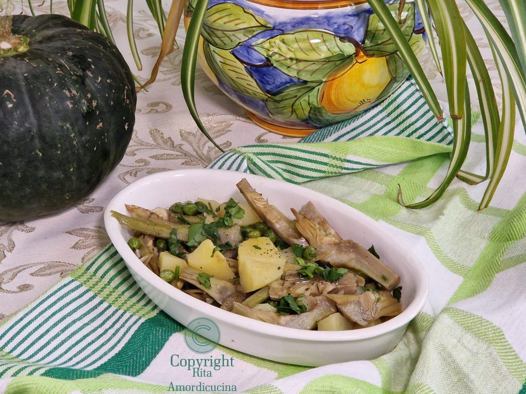 El guiso de alcachofas con patatas y guisantes