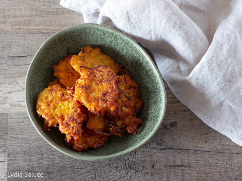 buñuelos de calabaza y parmigiano