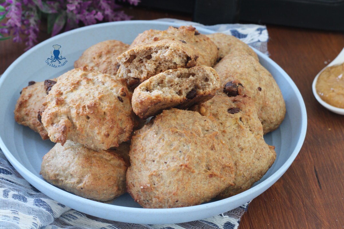 Galletas blandas de plátano y crema de cacahuete en freidora de aire