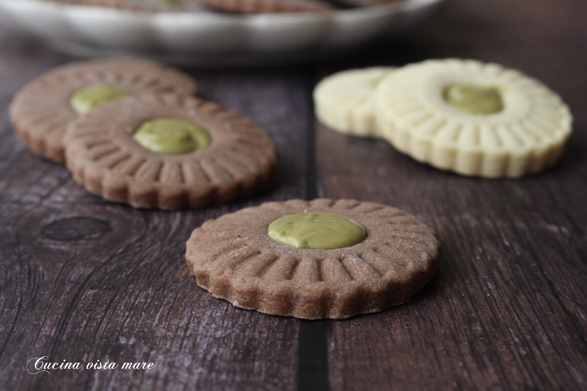 Galletas de masa quebrada al café
