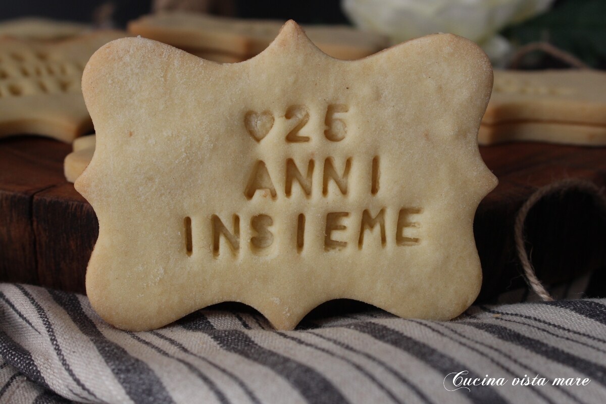 Galletas de masa quebrada al limón