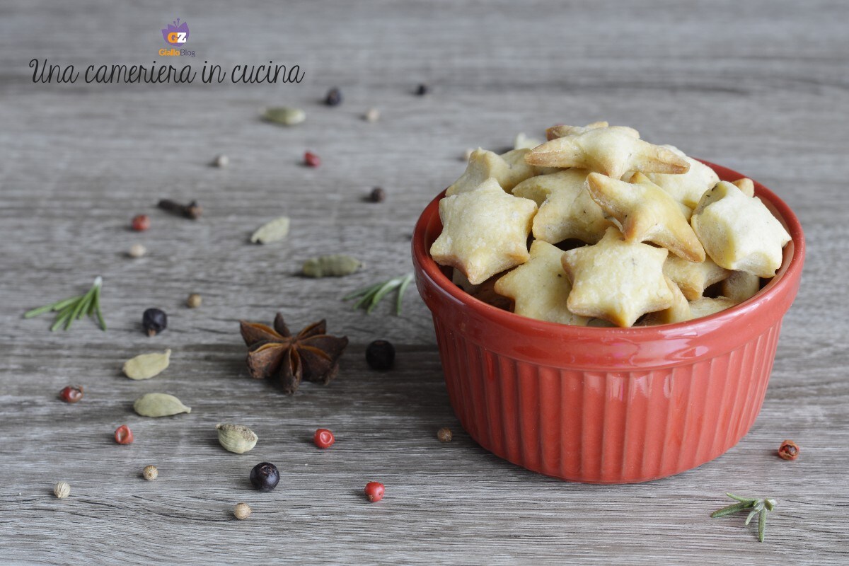 Galletitas de masa quebrada salada con ginebra