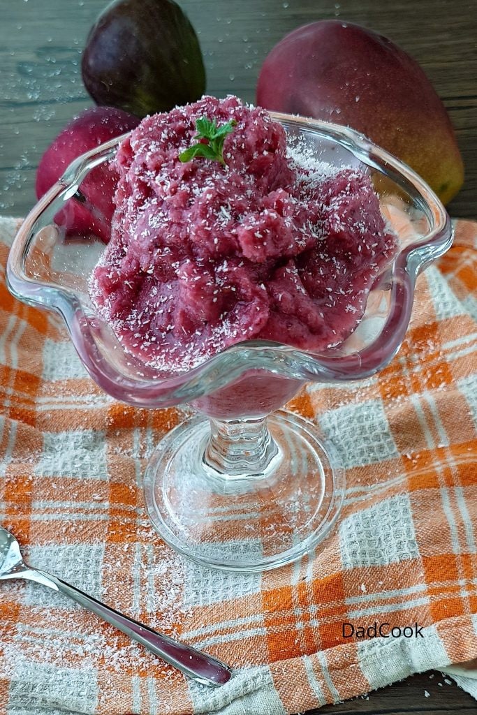 Helado Rápido de Fruta: Receta Ligera Sin Heladera