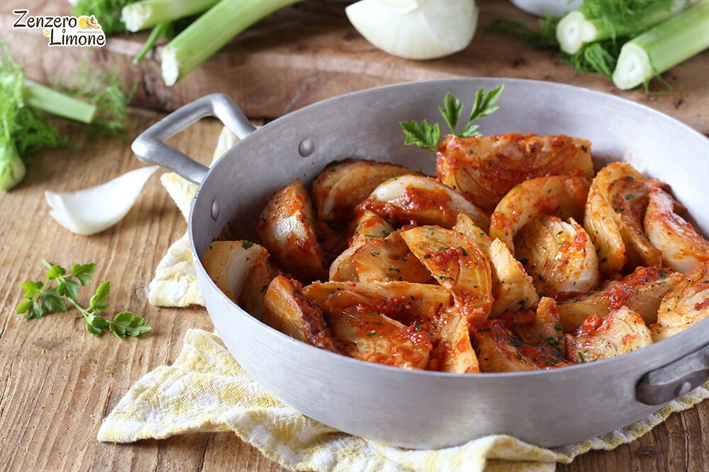 Hinojo con tomate