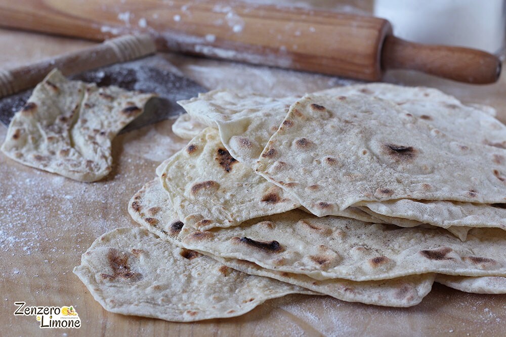 Hojuelas de pan sin levadura ni aceite