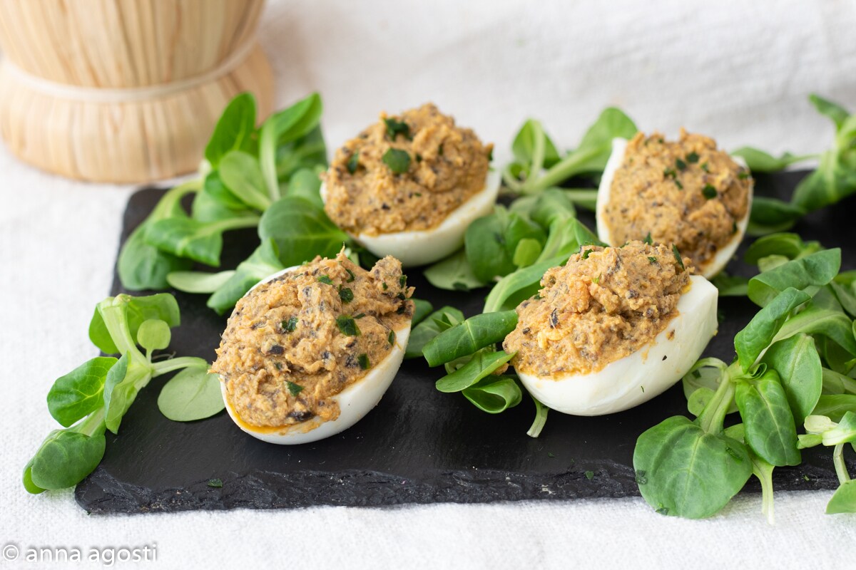 Huevos rellenos a la diabla