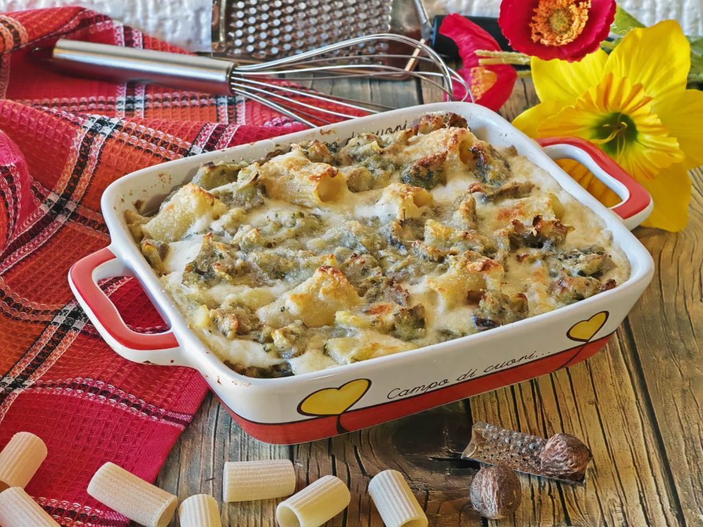 Pasta al horno con alcachofas